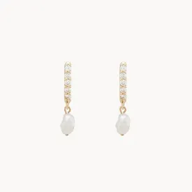 inner light diamond pearl earring - 14k yellow gold