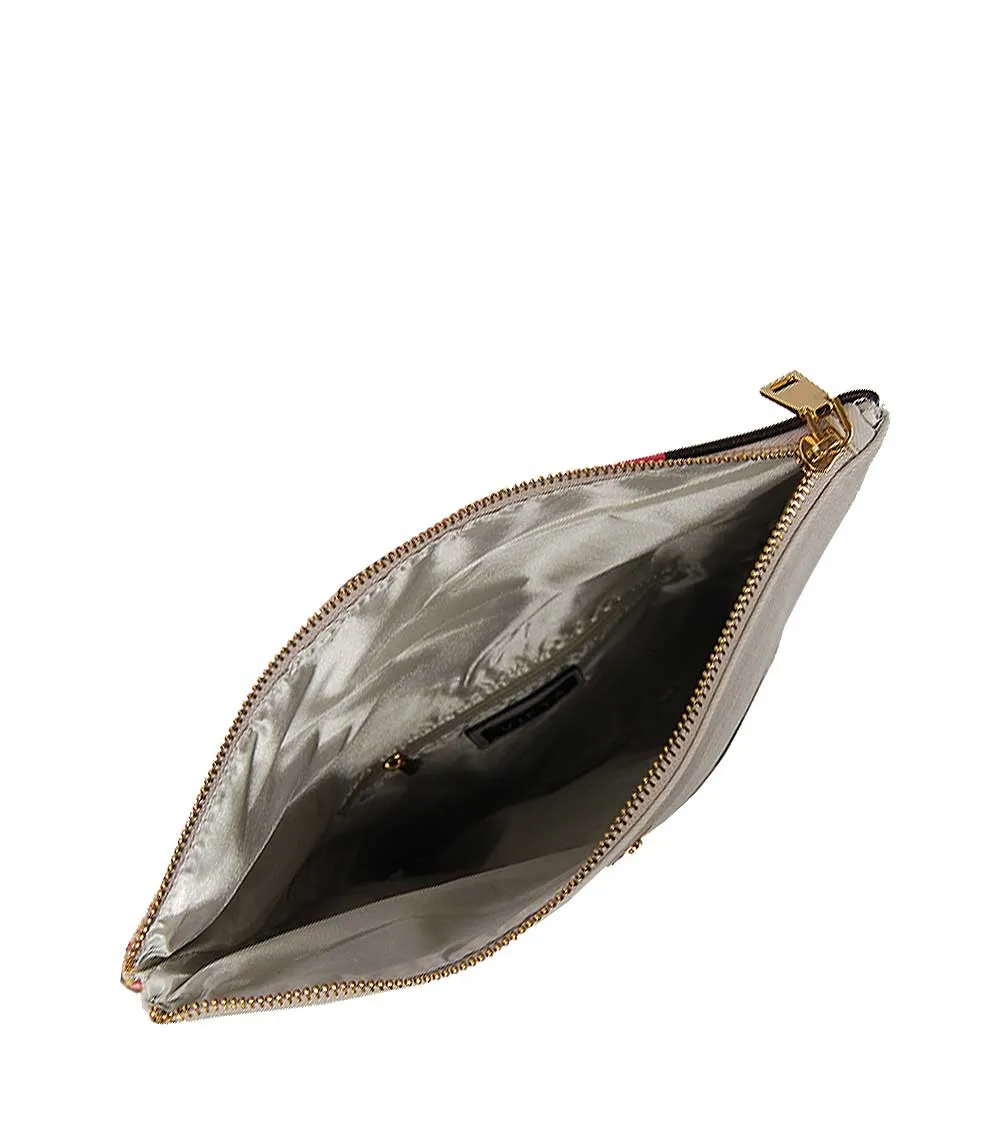 Petal Clutch FW1552